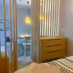 Design Avec Terrasse Motte Daire *