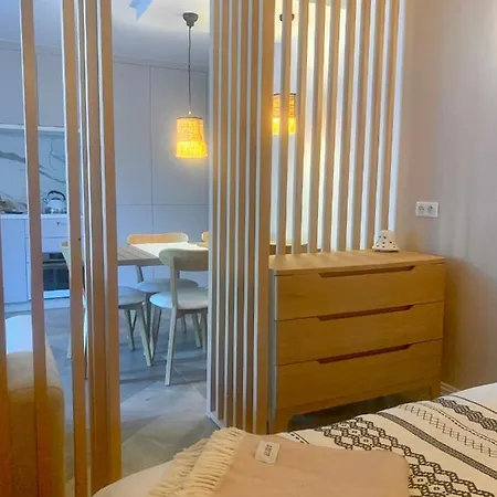 Design Avec Terrasse Motte דירה *