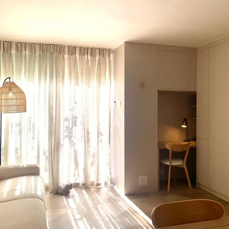 Design Avec Terrasse Motte La Grande-Motte