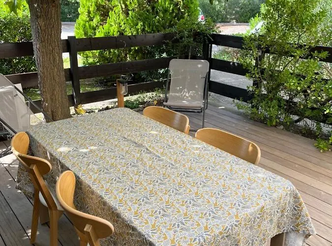 Design Avec Terrasse Motte Apartamento