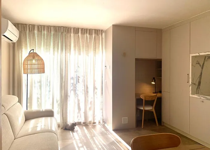 Design Avec Terrasse Motte La Grande-Motte